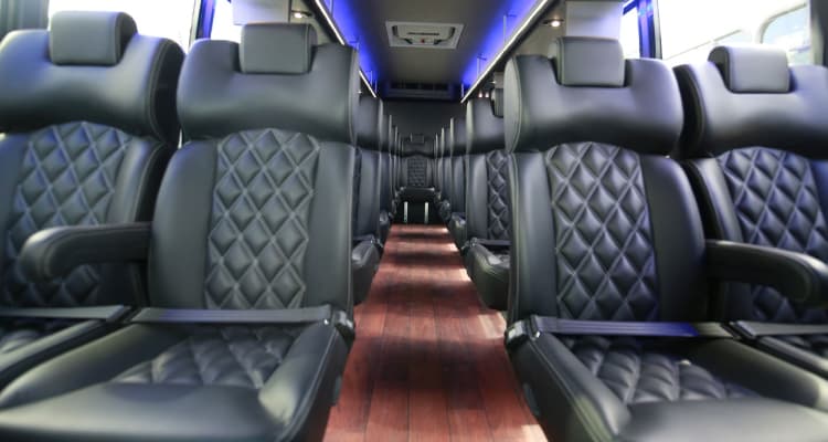Shuttle Bus 25 1
