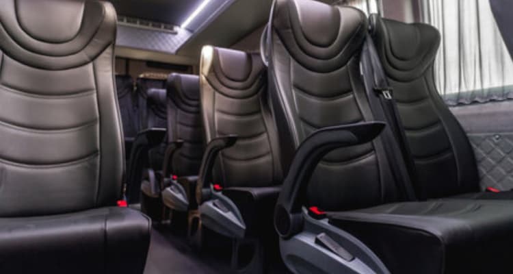 Shuttle Bus 30 01