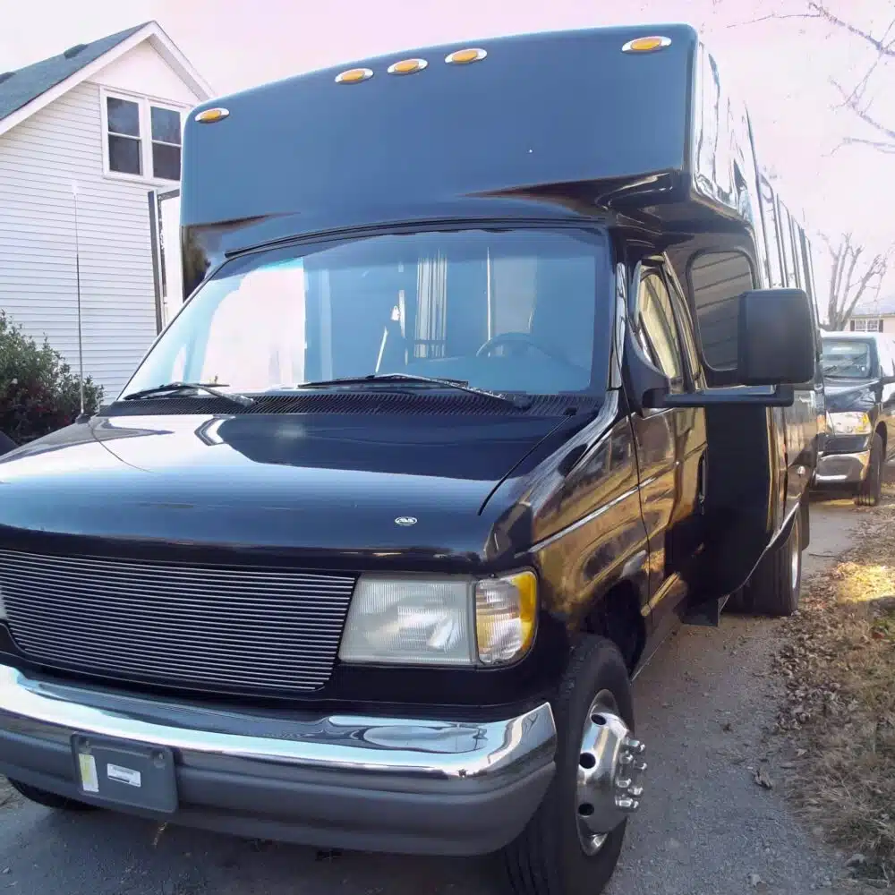 15-Passenger Party Bus