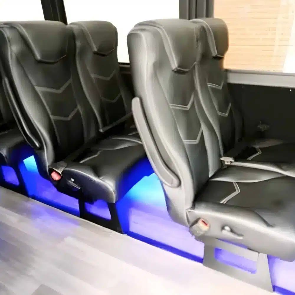 Executive Mini Bus Black 5 1000x1000